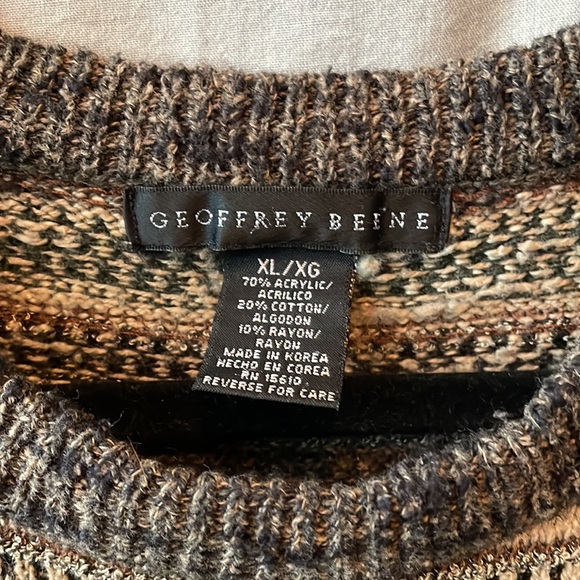 Geoffrey Beene “Grandpa” sweater - Picture 2 of 3